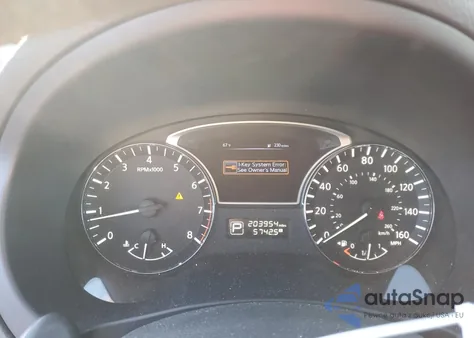 2015 Nissan Altima 2.5 z USA, uszkodzony, nr VIN 1N4AL3AP5FC466657